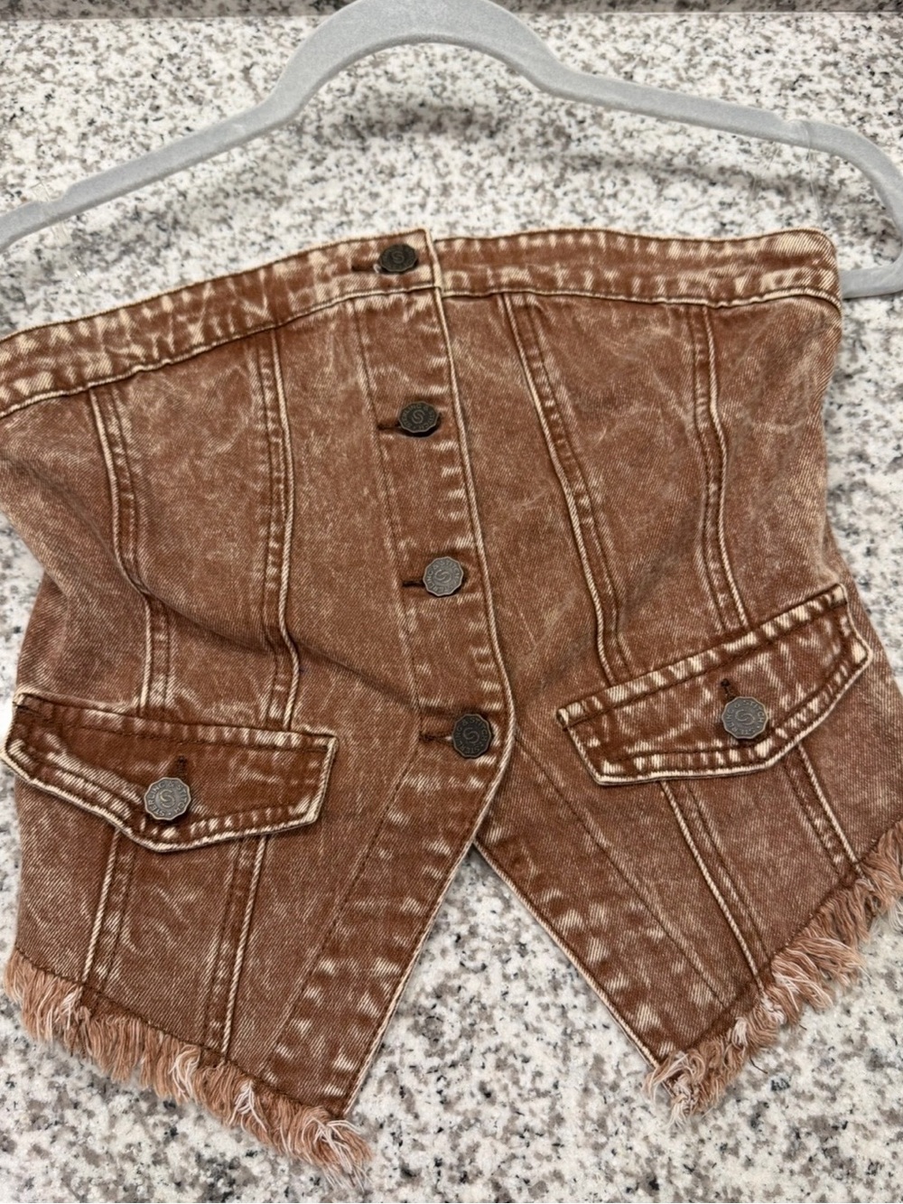 Buckle Brown Acid-Wash Denim Strapless Button-Front Crop Top